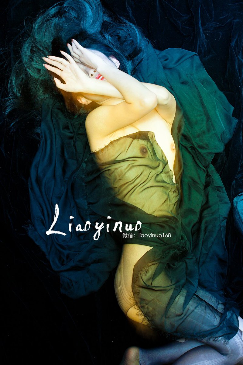 Lyf16888's tweet photo. 去年的照片 
 
摄影：@Lyf16888 
出境@SweetXLX666 
投稿大佬@2doudoudou
@Fengsiyuan 
@gdh1233 @meisishe @tbzt3623 
@AAPX79603082 
#昆明 #昆明私房写真 #私房写真

#约拍 #人体 #蜜臀 #私密 #每���一臀系列  #今日头图 https://t.co/3Jsr8qK9DT