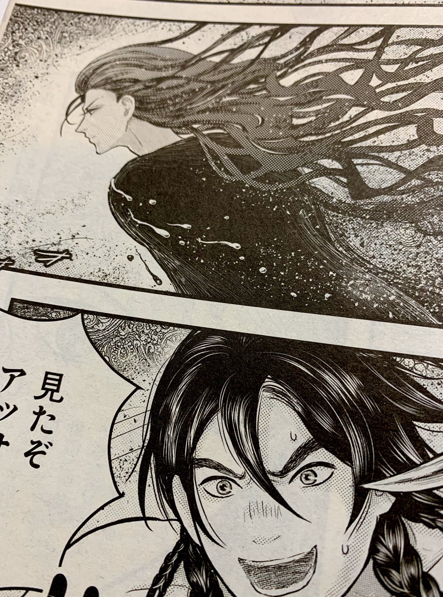 【連載第36回のお知らせ】『ペルシャの幻術師』 司馬遼太郎さん原作の漫画 36回目が「週刊文春」1/27号に掲載中です

耽美な真紅の園で 蛇に短剣を突き立てた途端、現実に引き戻されたナン。 寝所に忍びこんでいた男はひとりではなく…
#ペルシャの幻術師
単行本1巻☺️
https://t.co/UmcE940XYY 