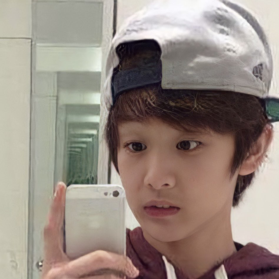 ᐧ༚̮ᐧe tweet media