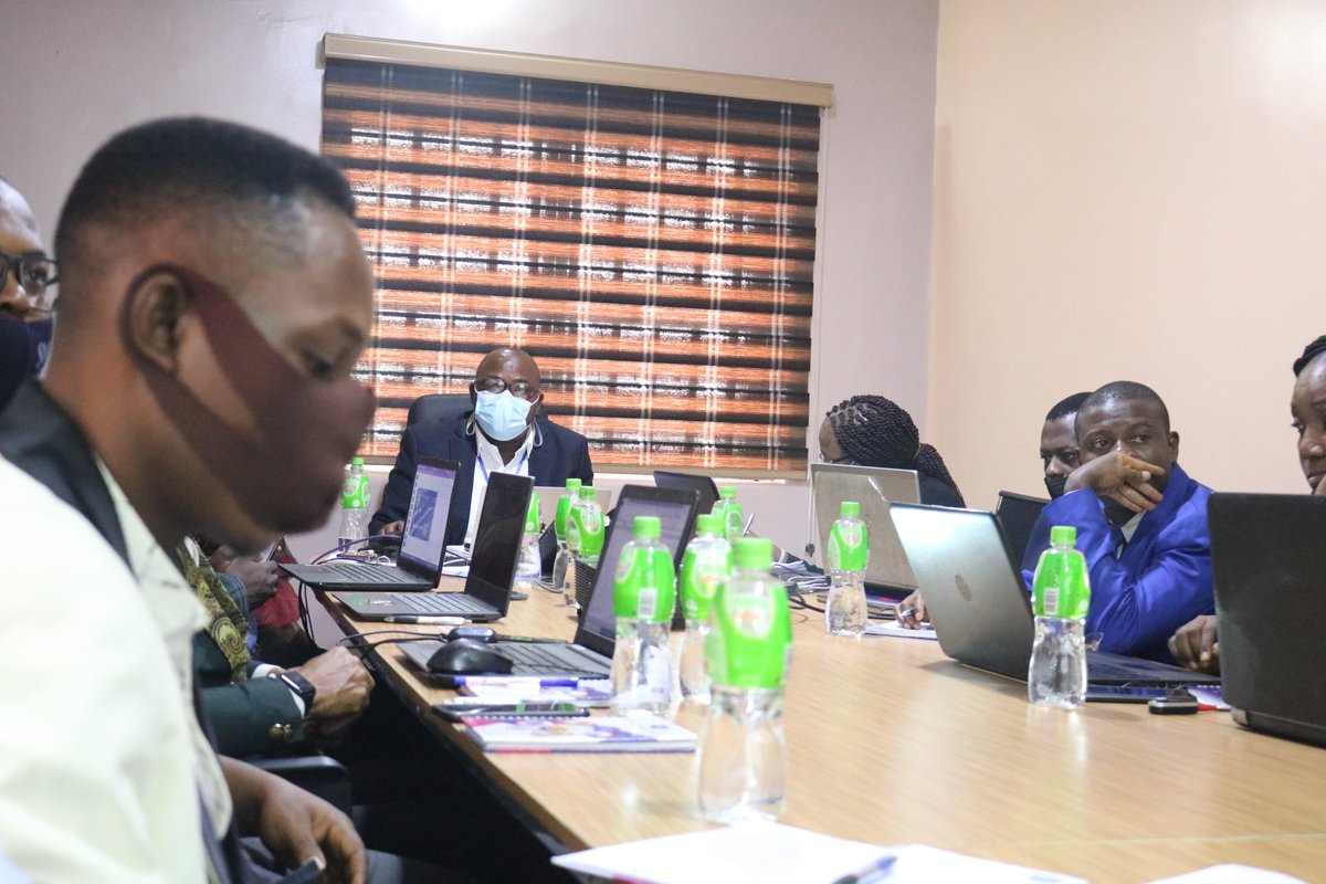 Jirehtech_ng's tweet photo. We are fired up and ready to serve our customers better.
At Jireh Technologies Limited, we believe in setting goals and developing strategies to achieve them.
Snippet from our strategy/ Management meeting 2022, with the top management team and the board of directors.
#jirehtech https://t.co/ZzCdpopDof