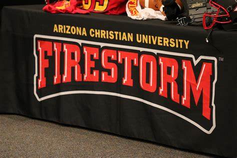 Jonathannclark's tweet photo. Blessed to receive an offer to continue my athletic and academic career at Arizona Christian University! #AGTG 
 @ACUFootball1 @CoachArt3  @Coach_SCoop @RecruitsCenTex @FlxAtx @vrhsfootball https://t.co/V2CG9mCyHY