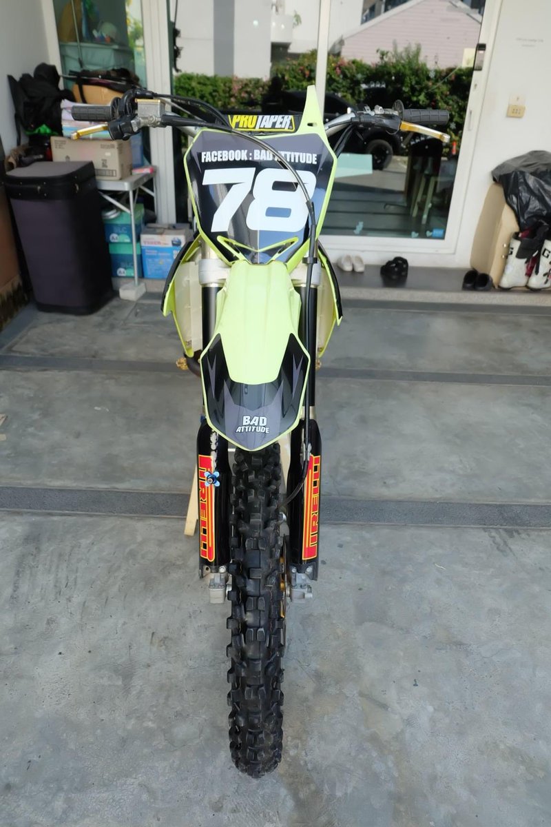 pop_p_style's tweet photo. ขาย Suzuki RMZ250 ปี 2016 เอกสารศูนย์ไทยซูซูกิ ครับ 155,000.- รถอยู่ กทม.
ติดต่อ คุณป๊อป 083-5156396 https://t.co/vyF7WJgfMo
