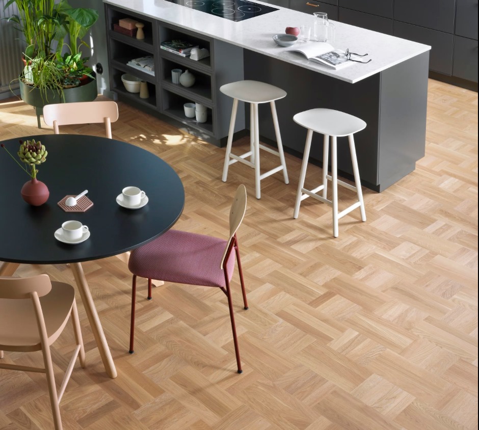 MaplesandBirch's tweet photo. Wednesday interior inspiration⬇️

Including some of our most popular hardwood floors!

Contact us for info -
https://t.co/BNbOAeWCZV https://t.co/qE481zztpA