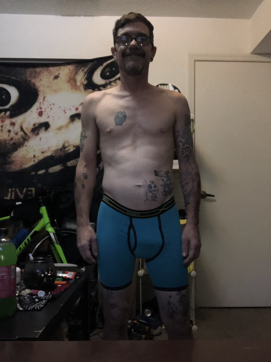 rainbosk8er's tweet photo. Boxers or briefs? https://t.co/akGa40ebem