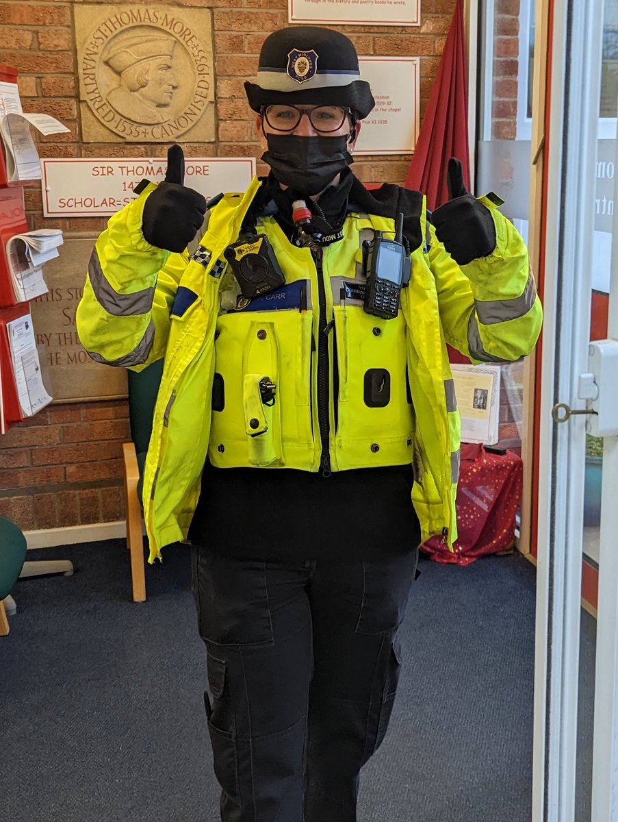 Yesterday we were visited by PC Carr at hometime. PC Carr was keeping an eye out for dangerous drivers and issued penalty notices to pesky parkers. Thank you for keeping us safe PC Carr! <a href="/SheldonWMP/">Sheldon Police</a> 🚓❤️