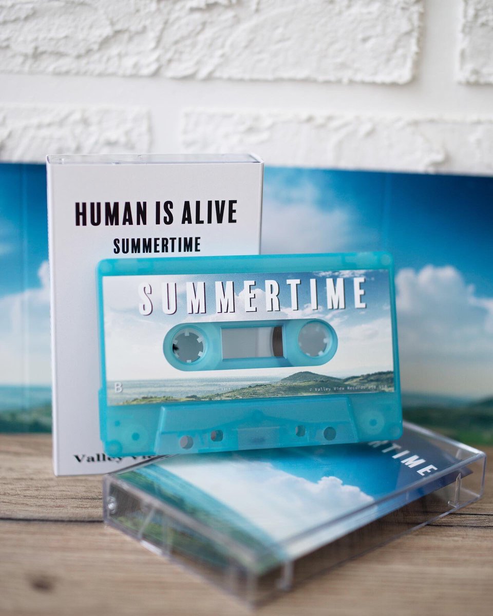 Very proud to announce my first cassette release on @ValleyVRecords ! ✨ Pre-order from the link below! Only 30 available! humanisalive.bandcamp.com/album/summerti…