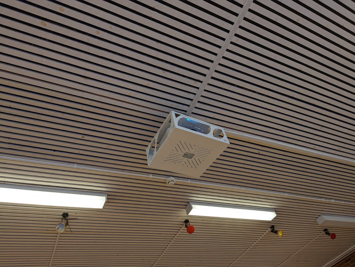 A recent installation of ours at a School 
in Stokesley. A new Sapphire 3m Large Electric Screen alongside a New Epson EB-L520U Laser Projector. <a href="/Sapphire_AV/">SapphireAV</a> <a href="/SocialRT/">Social Media RT</a> <a href="/Sheffieldis/">#Sheffieldissuper</a> <a href="/Rotherhamiss/">Rotherhamiswonderful</a>