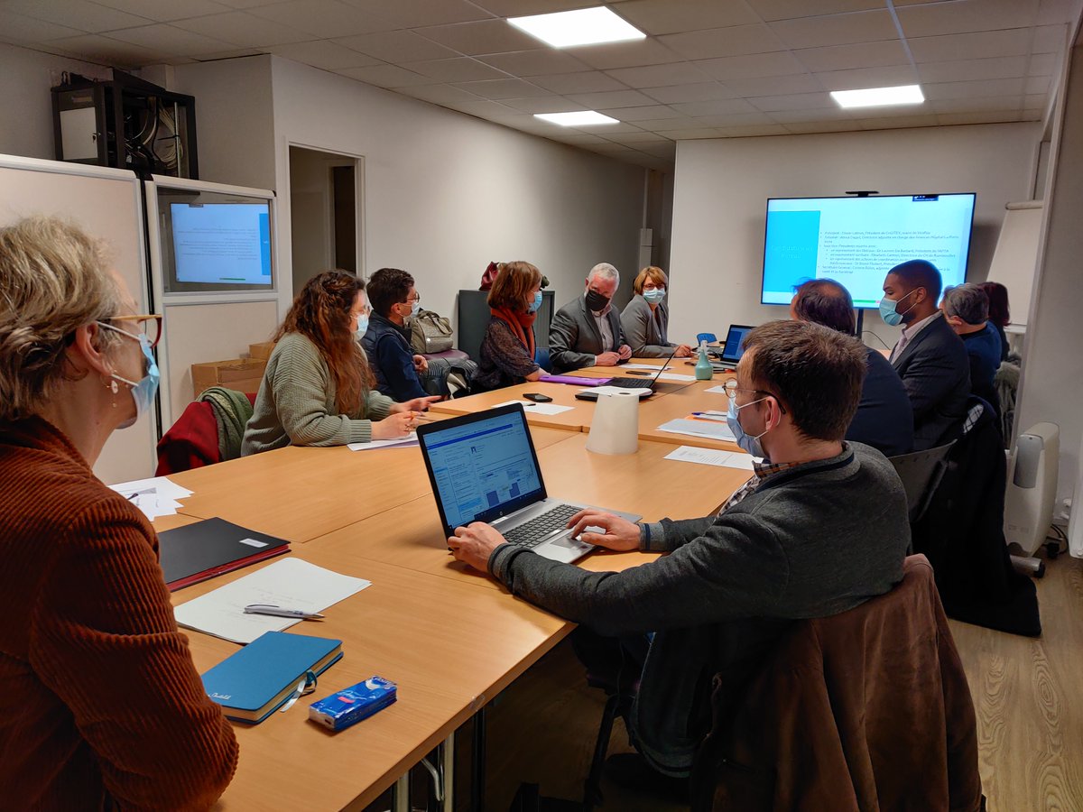 MAIA_78_CEGV's tweet photo. Hier soir, c'était l'Assemblée générale constitutive de l'association DACTYS pour porter le DAC Yvelines Sud avec notamment @CH_Versailles @Versailles @HRambouillet @Rambouillet_78 @RamsaySante @78Apta @ville_viroflay @villedeplaisir @HopLaPorteVerte : un beau projet ensemble ! https://t.co/HYp2CPlIYu