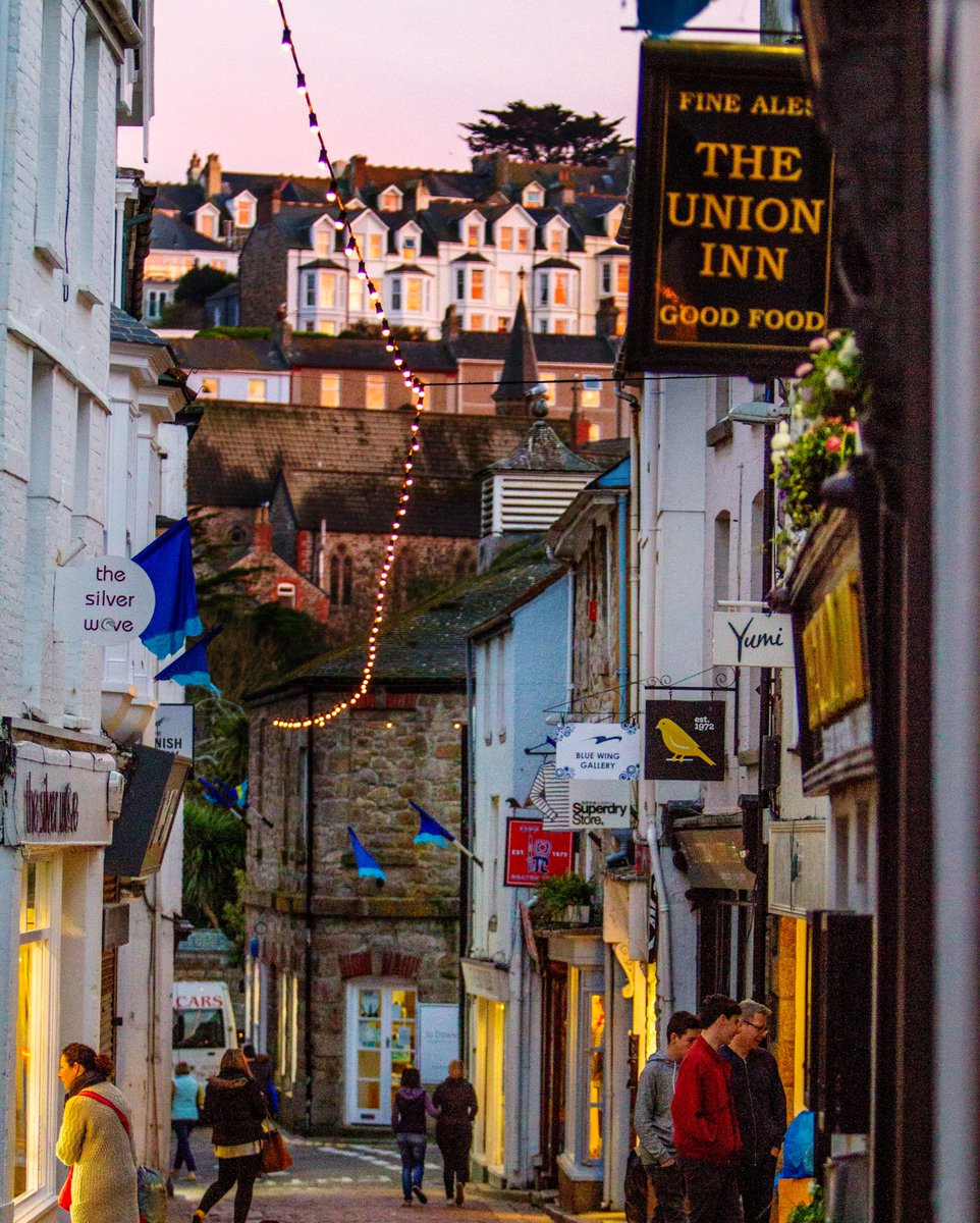 St Ives BID (@stivesbid) on Twitter photo Enjoy delicious pub grub in the village one evening this week.
The Union Inn offer a traditional pub menu incorporating fresh fish and local meat along with all the expected pub favourites including a traditional Sunday roast and a daily specials board. Enjoy delicious pub grub in the village one evening this week.
The Union Inn offer a traditional pub menu incorporating fresh fish and local meat along with all the expected pub favourites including a traditional Sunday roast and a daily specials board.