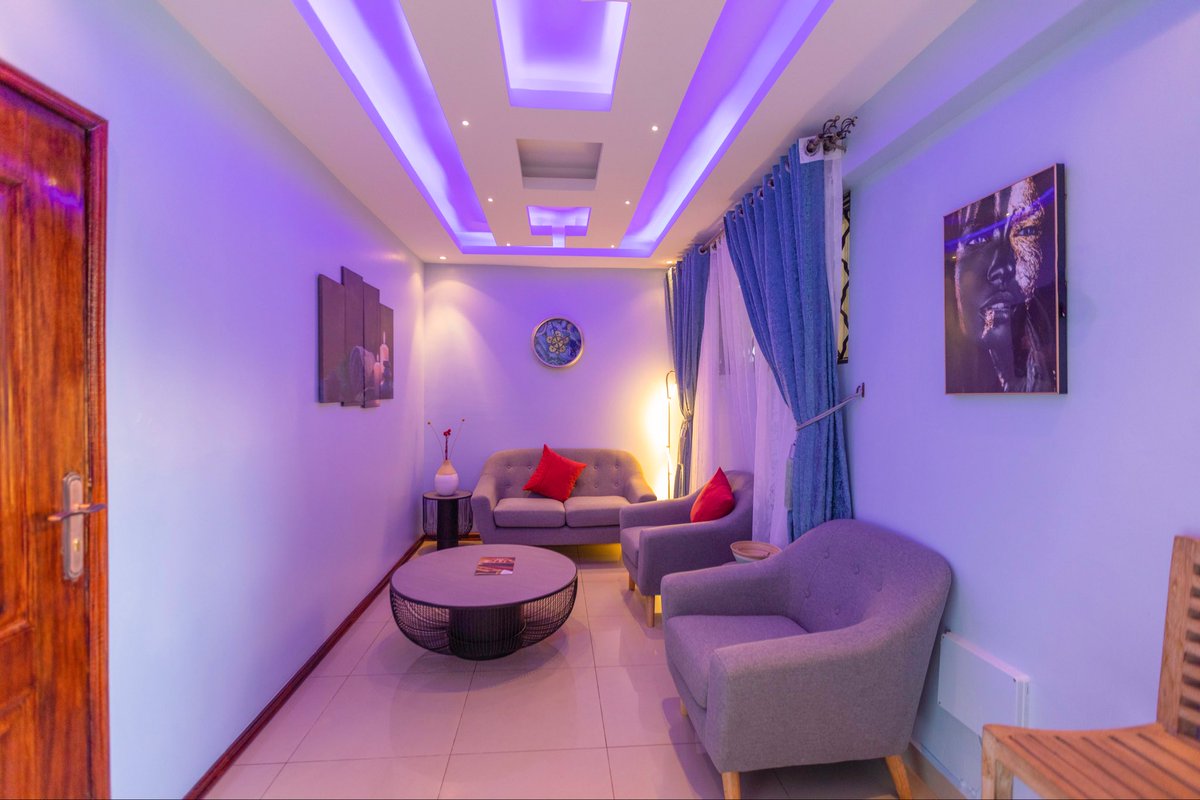 Beinomugisha_'s tweet photo. A salon is a business that is all about beauty, and a nice salon is the deal.

Dm @glamiconsalon
Call: +256776463635 | +256393194636

#PickALook
#GetTheCareYouDeserve https://t.co/7T0ss7Ki8O