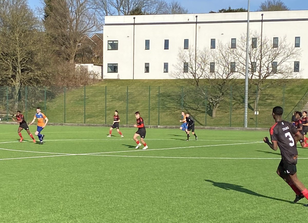 SuzanneWindrid2's tweet photo. Afternoon out at Derby Uni watching Ben play for Aston Uni ⚽️⚽️😃 https://t.co/uLHIk8mEiw