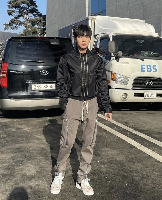 ‘ (@to1lpics) on Twitter photo 