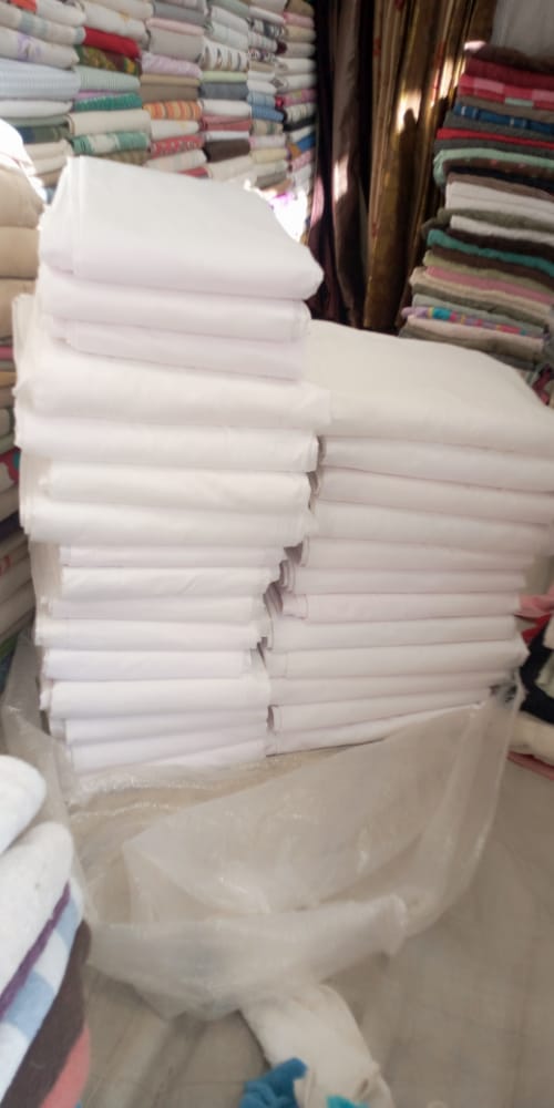 Plain white cotton bedsheets-new bale who dis!

DM/📲0721680370 for orders/inquiries
Ksh.1500/= (5by6)
Ksh.1650/= (6by6)

RT Widely, thanks!
