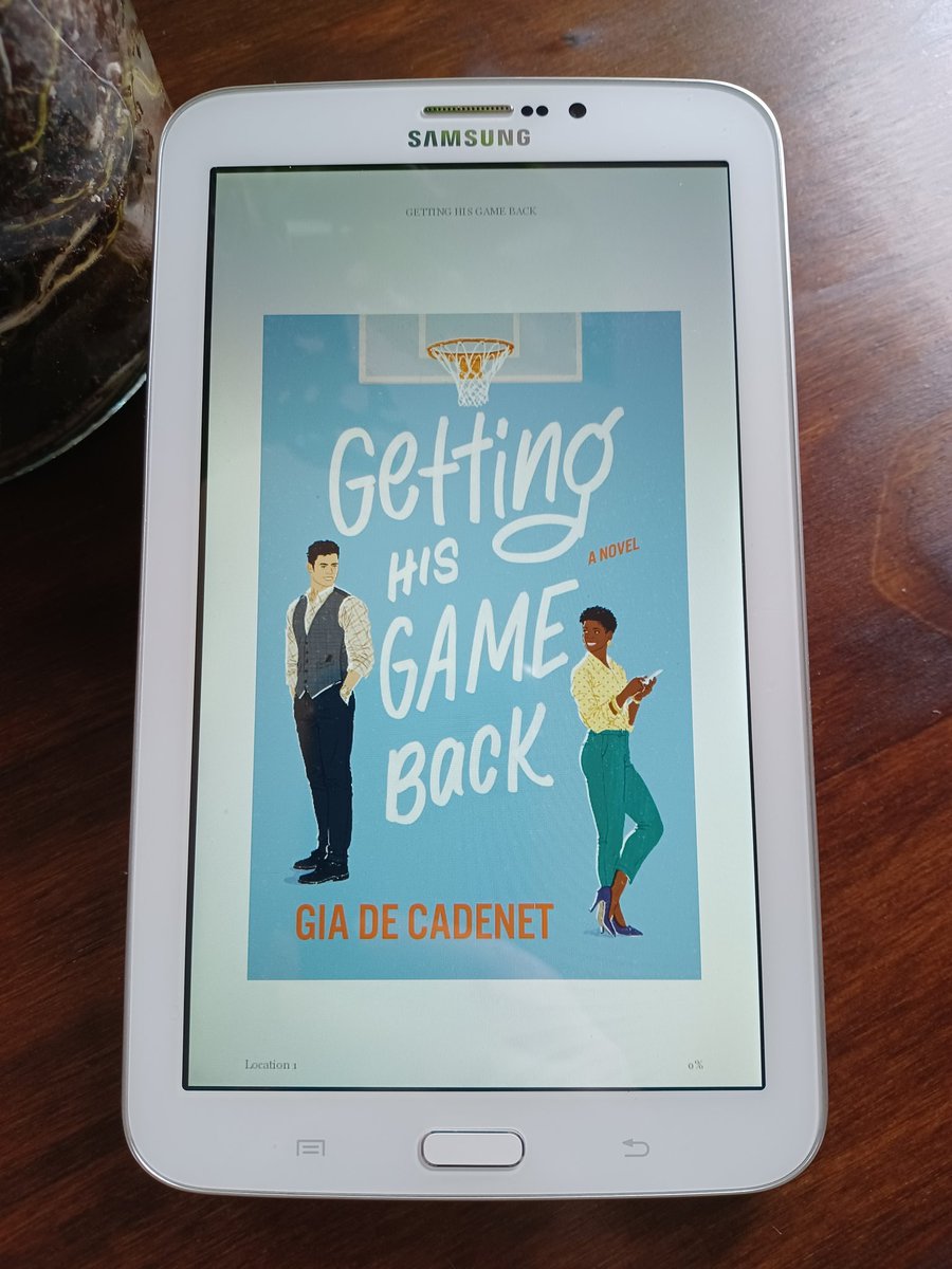 Happy Belated Book Birthday <a href="/Gia_deCadenet/">Gia de Cadenet 📚 ✍️🏾 🇺🇲 in 🇫🇷</a> !!!!

I'm a day late, but just grabbed my very own copy... 😎 Finally get to hold this beauty in my hands!!!!!