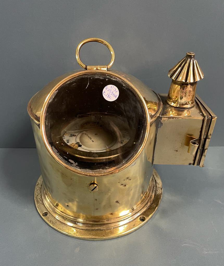 VicMillAntiques's tweet photo. With 60 dealers there’s always new stock coming in. #observerbooks #mannequin #binnacle #taxidermy #vintage #luggage #cases #retro #antiques #retro https://t.co/NW0i2bPx72