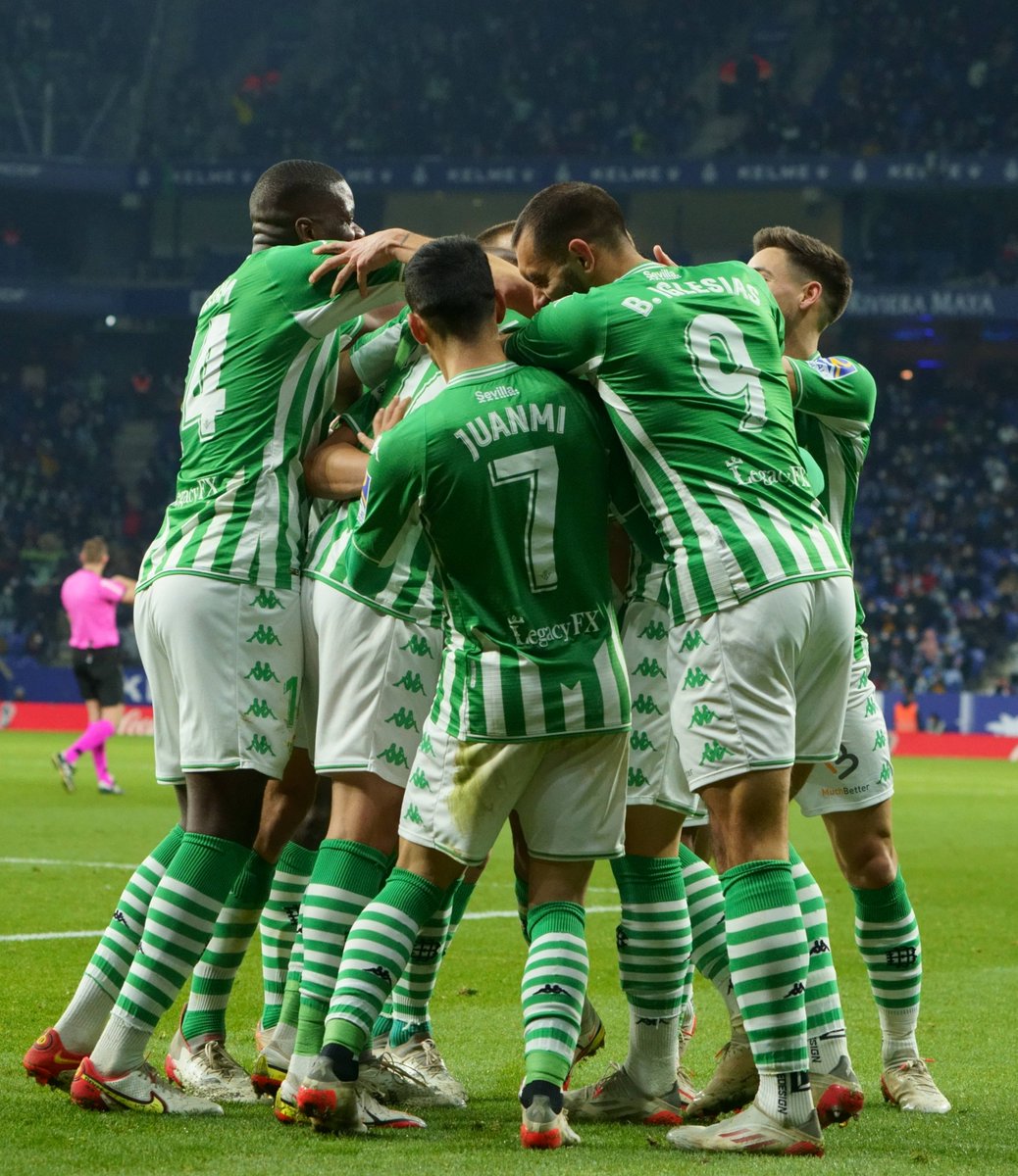 💚⚽ 41 goles a favor.  

💚⚽ 1,86 goles por partido. 

💚⚽ 2º equipo más goleador de #LaLigaSantander. 

💚⚽ 8 goles en los últimos 2 partidos. 

⚙🔝🙌 ¡El <a href="/RealBetis/">Real Betis Balompié 🌴💚</a> es una 𝐌𝐀́𝐐𝐔𝐈𝐍𝐀 𝐆𝐎𝐋𝐄𝐀𝐃𝐎𝐑𝐀 en #LaLigaSantander!