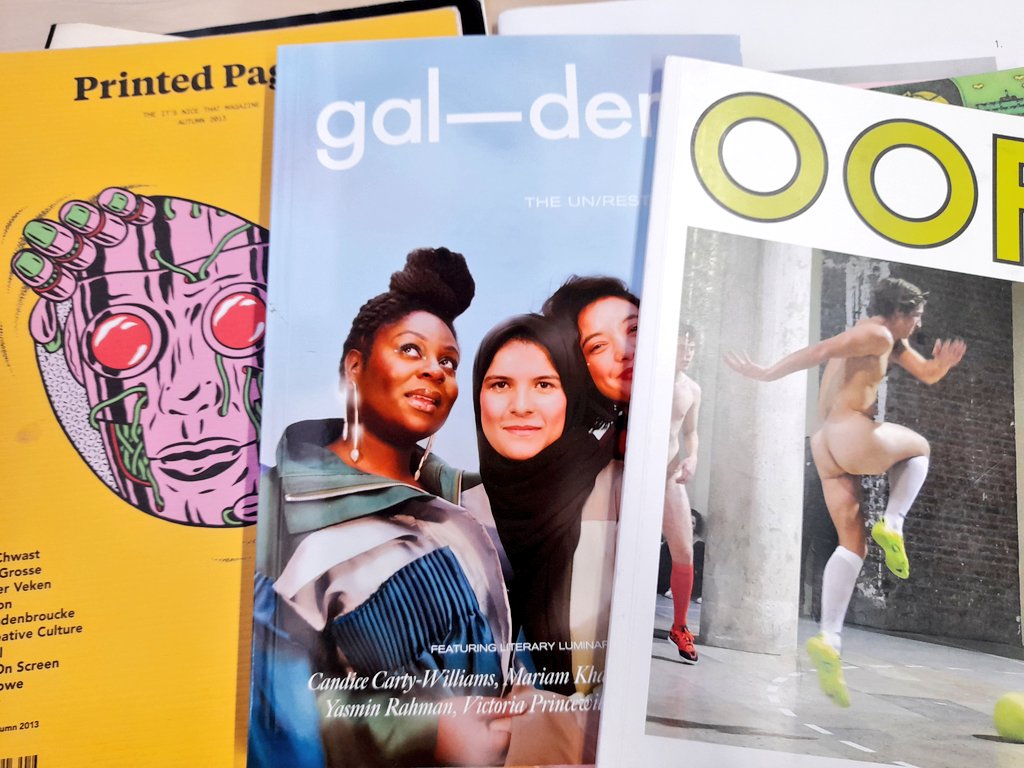 doublenegativeL's tweet photo. I keep all my magazines, bringing a few vintage (and gone but not forgotten) issues into uni today for 'show and tell' - shout out to @OOF_Magazine @ArtMonthly @galdemzine @itsnicethat #printedpages @sebemina @guideguardian @LoudAndQuietMag @gymclassmagazin @elementumjournl etc๐ค https://t.co/dUWAfRykn8