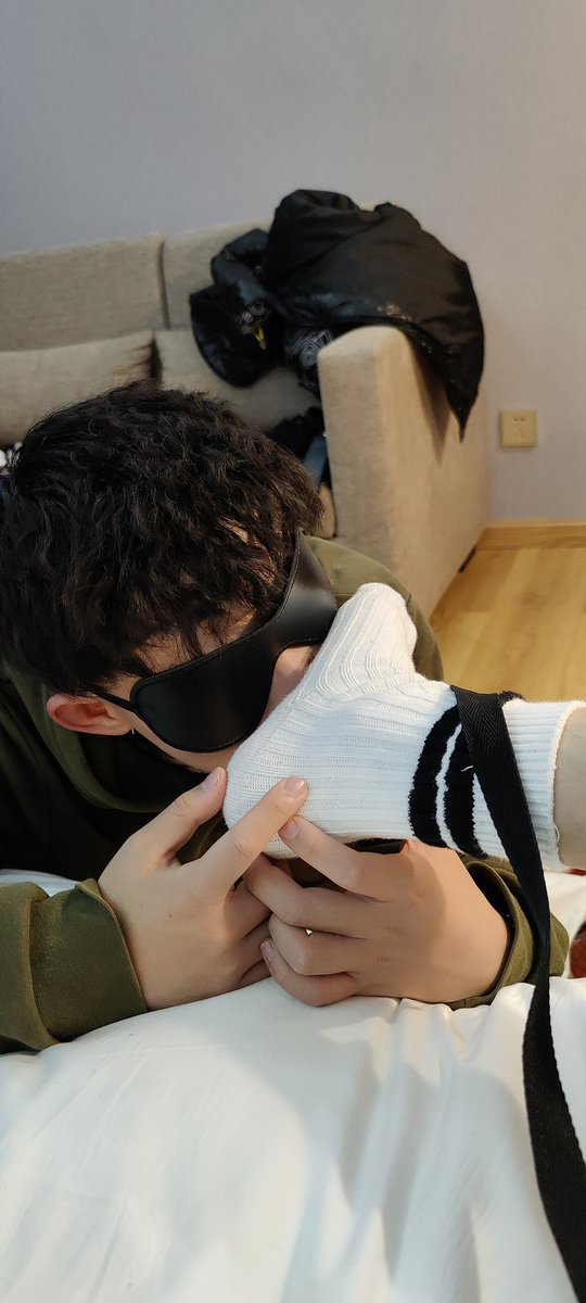 cdqqboy's tweet photo. 高三的小弟弟，说要做我的仆人，，我接了 https://t.co/gnARJziSSe