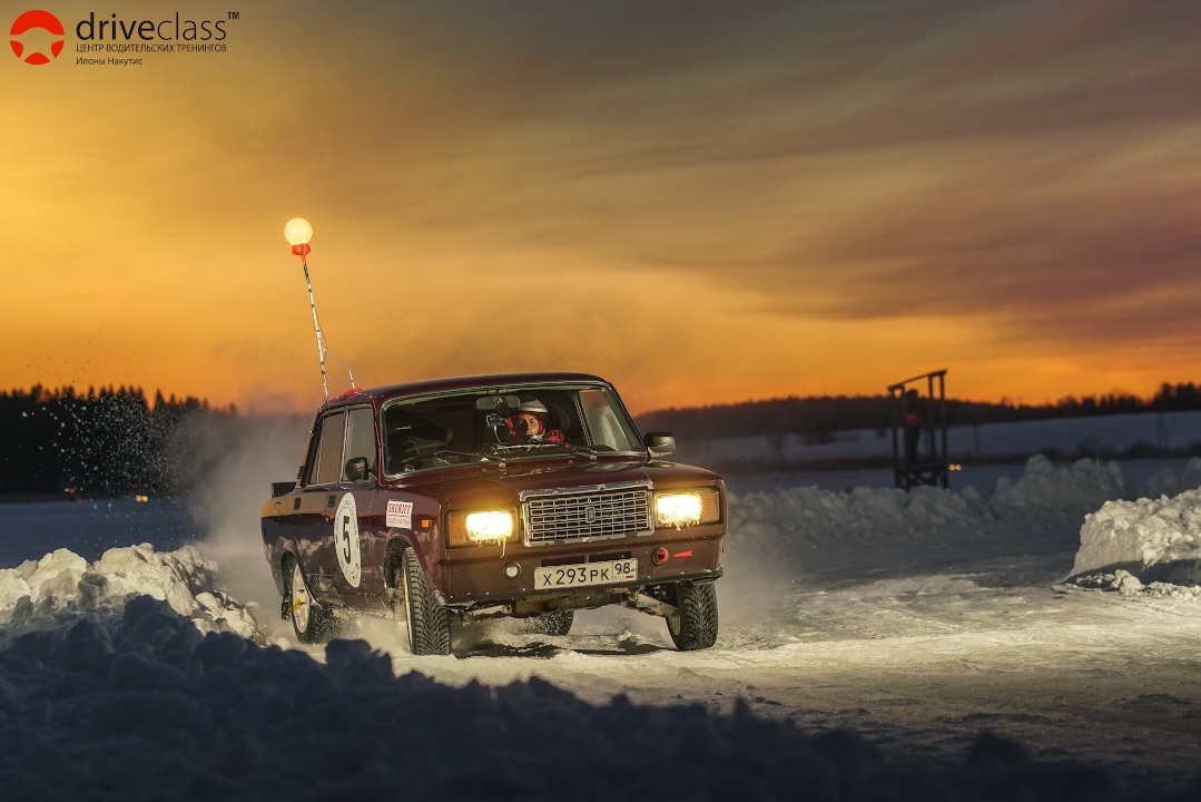 MIDPetrozavodsk's tweet photo. #VisitKarelia🇷🇺 #VisitRussia
February 25-27, international marathon on classic cars "25 hours on Ice” is going to be held on Ayranne lake in #Sortavala (Republic of #Karelia🇷🇺). This year participants from 🇷🇺 🇨🇿 🇬🇪 🇱🇻🇺🇦are expected.
Read more and join: https://t.co/XvNl2vXI4m https://t.co/pJunmFZlbg