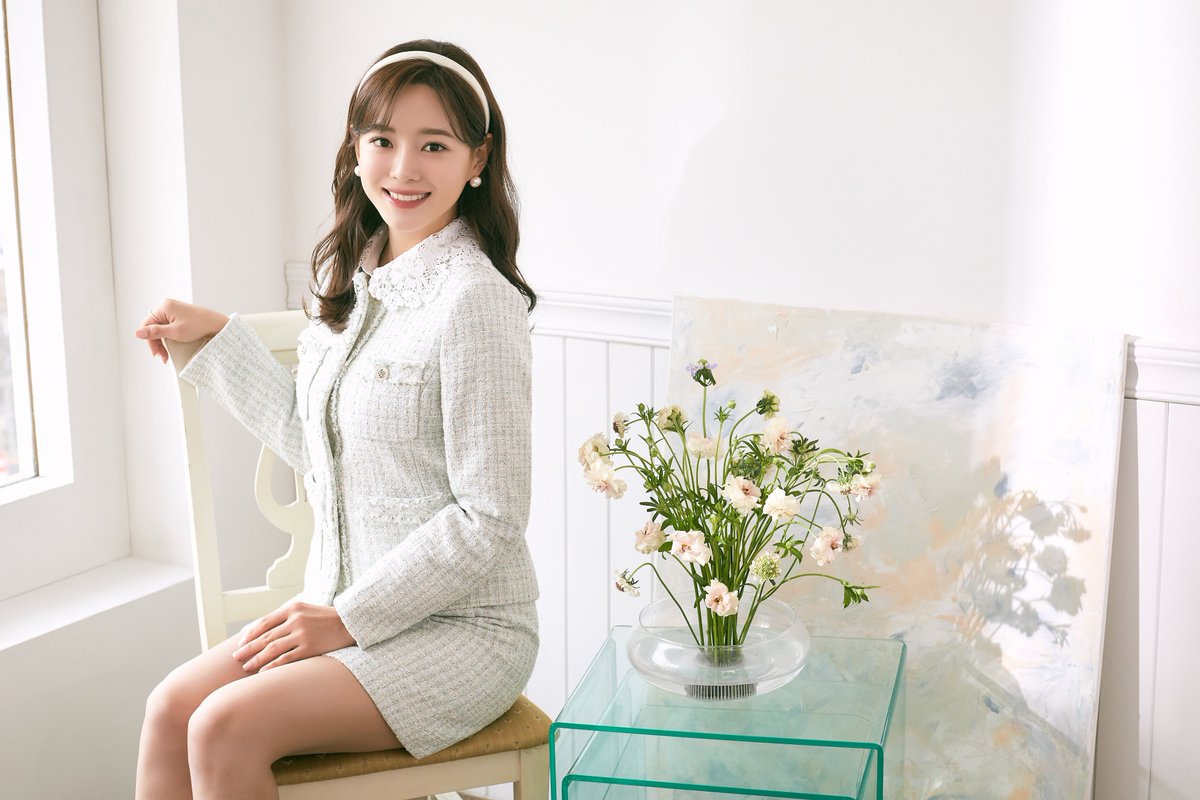 로엠 Roem (@roemofficial) on Twitter photo 2022-01-27 11:28:00 Roem 22SS Coll...