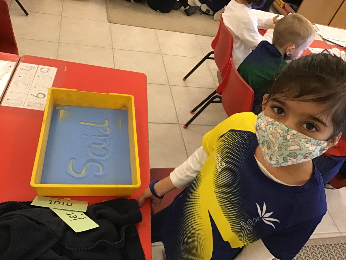 BISRYearOne's tweet photo. Some excellent phonics work happening in Year 1 using fine and gross motor skills. @BISRPrimary @BISRPrincipal https://t.co/BNgGZ5myp6
