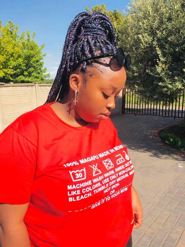 MAGAPU_'s tweet photo. Use laundry machine  or Give it to your mom she knows how to do it better |T shirt only R200 Delivery nationwide | #pum22 #bigbrothermzanzi #magapusundays 💯🍉🇿🇦🌍 please RT https://t.co/8HYIrBPbxS