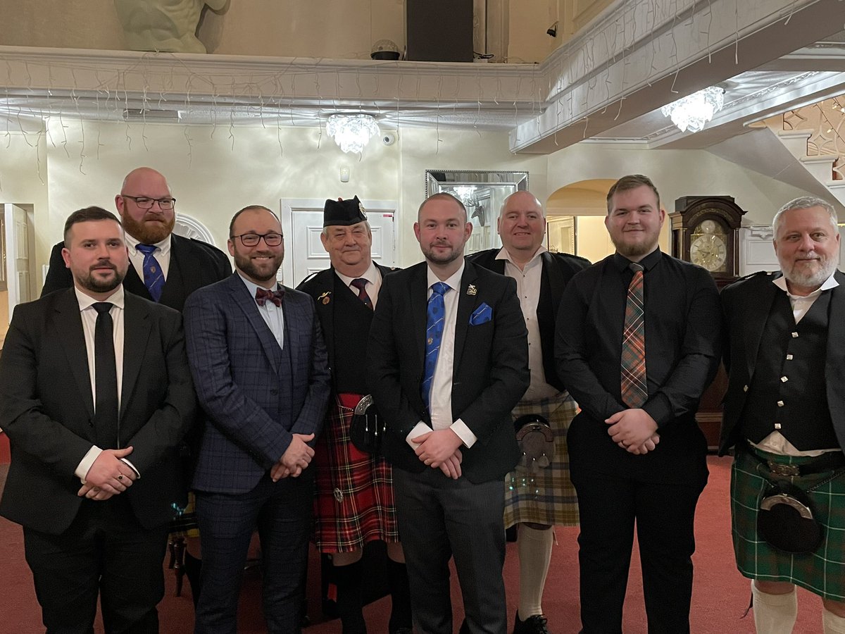 LSA7391's tweet photo. A phenomenal evening had by all at @RidgmontHouse Masonic Hall. Great food, great atmosphere and an opportunity to meet some good friends old and new as well as some potential new candidates to freemasonry. https://t.co/9BjAzraz0o