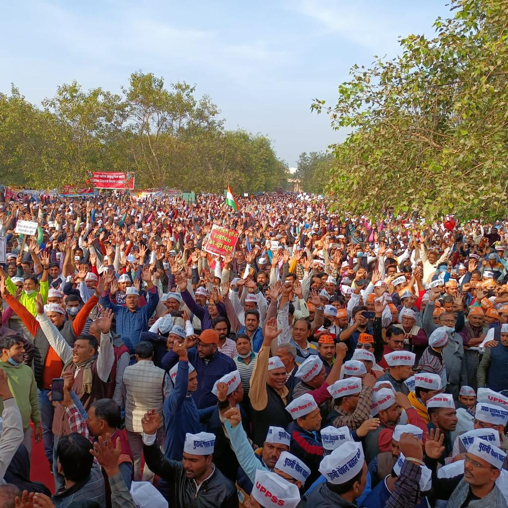 sanjay_mbd's tweet photo. #Vote4OldPension
@DrDCSHARMAUPPSS 
@SSarveshuppss 
Only OPS https://t.co/LjJ2D8cTNY