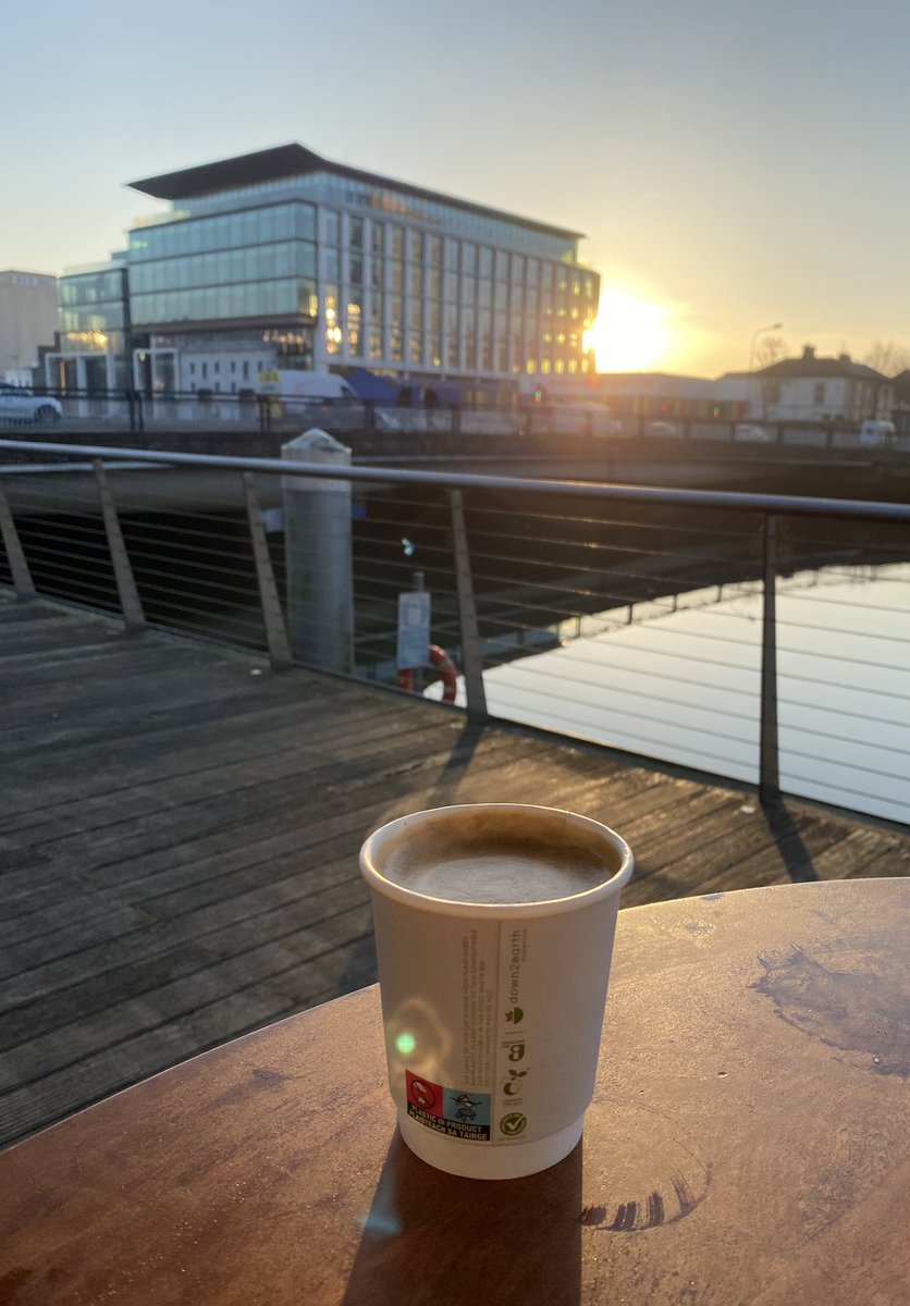 A bit of crisp winter sunshine and one of Marco’s legendary flat whites <a href="/GustoLappsQuay/">GustoLappsQuay</a> 

Not the worst way to start the day, in fairness.