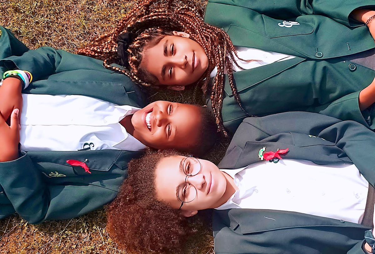 ERV_Gabon's tweet photo. In 2020 the theme for ERV Photography Competition was, ‘ERV seen through the eyes of ERV students’. The theme this year is to promote the importance of ‘Sustainability’. More information can be found at https://t.co/AekSFzNfso.  
#ERV #IntlSchool #Gabon #Libreville #Education https://t.co/SFCEpX4nsc