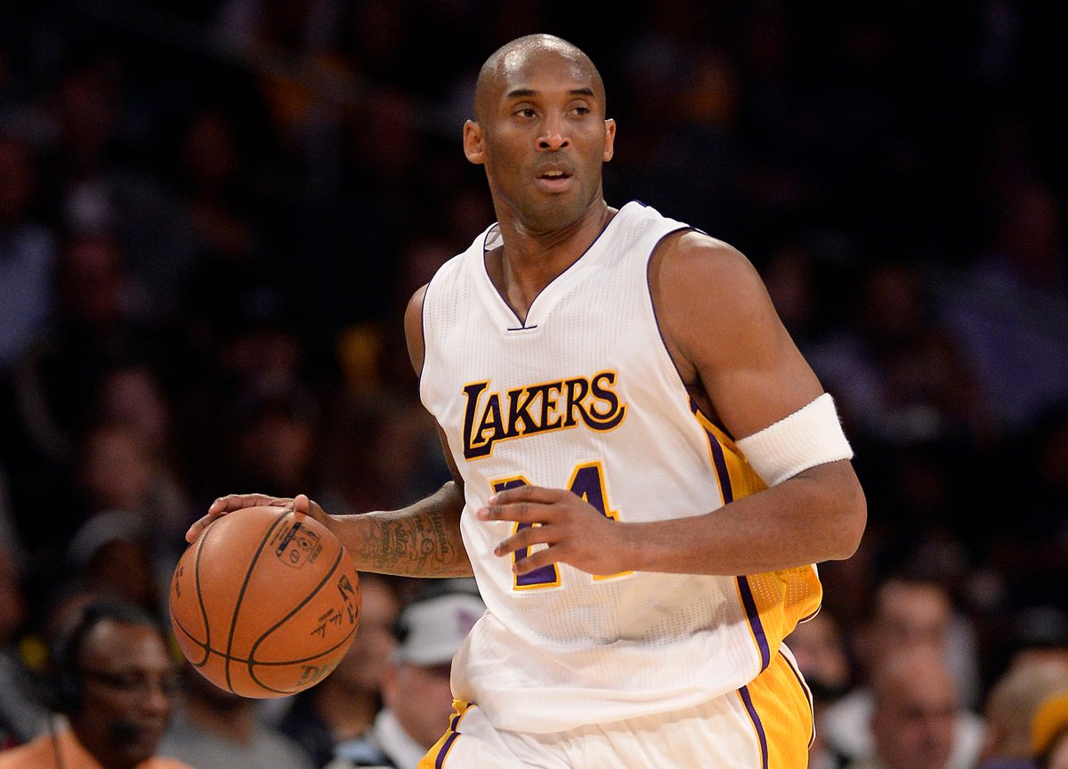 January 26, 2020 LA Lakers basketball legend Kobe Bryant dies in a helicopter crash in foggy conditions in the hills above Calabasas, southern California; considered one of the greatest players in the game's history #Today #OnThisDate #People #History #Event #Now #PR https://t.co/T0GiwsIH44