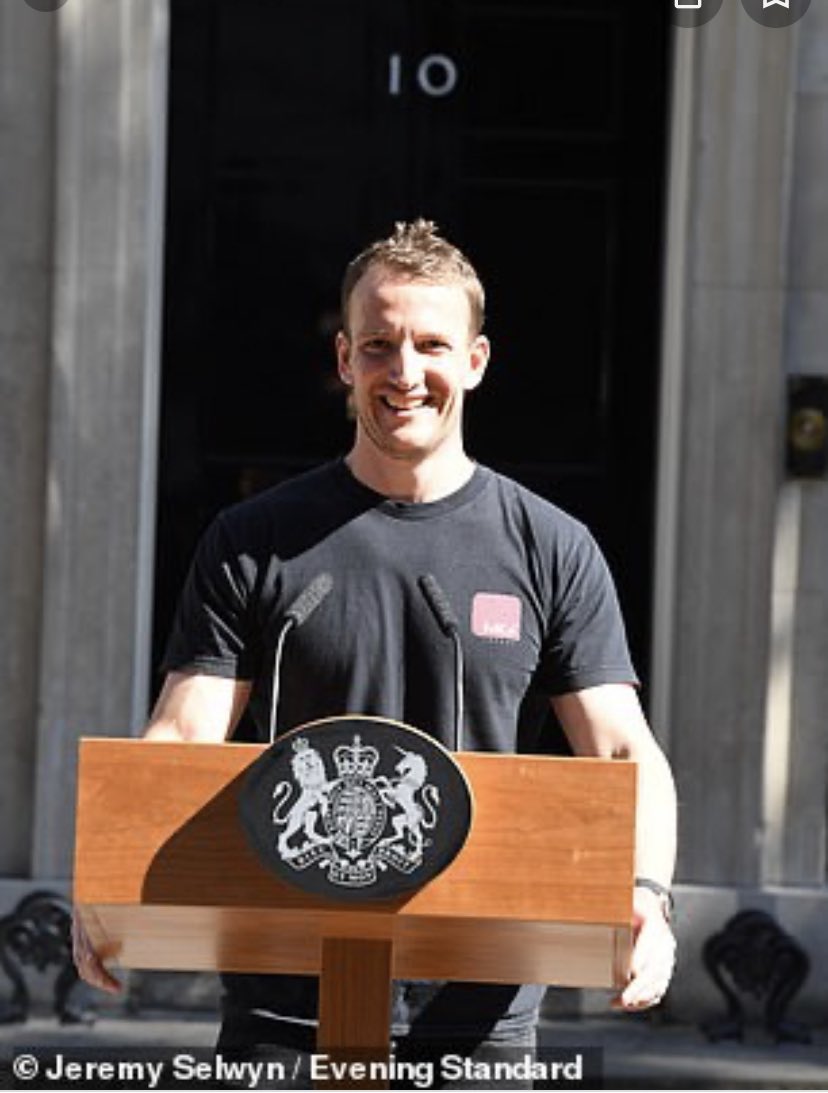 iamcjharris's tweet photo. How long before we see #PodiumGuy back in Downing Street?
Photo by: .@jeremyselwyn1
#PartyGate
#SueGrayReport
#DowningStreetParties
#BorisJohnsonResign https://t.co/1coXIhsXQ9