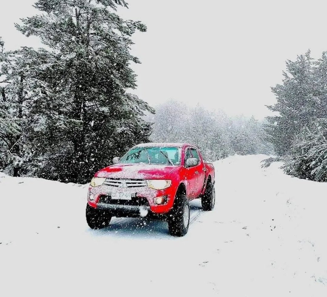 Yollar karlı olsa ne yazar,senin gönül yolun kapalı...