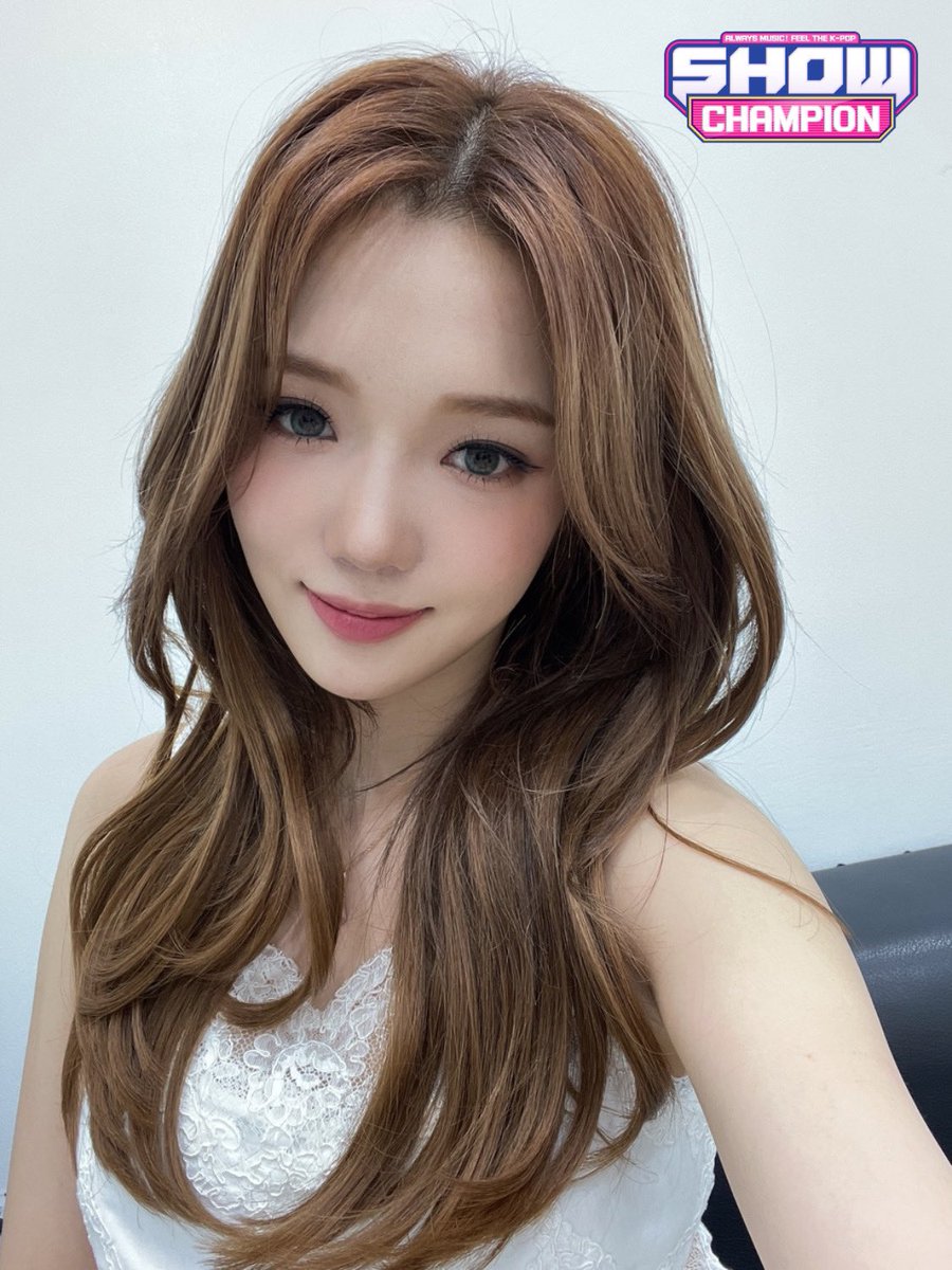 fromidzy's tweet photo. ??*!* pq tan linda https://t.co/geXiAxiUjB