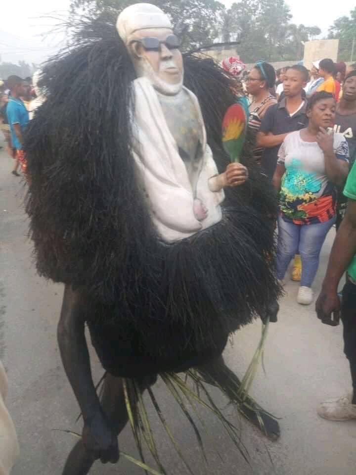 OmoteBiafra's tweet photo. The face of Mazi Nnamdi Kanu in another Masquerade. Biafra has gone cultural, It’s either Biafra or Biafra, Ekpo Isingwu. 💯❤️💪🏽. https://t.co/oXte1JdPQy