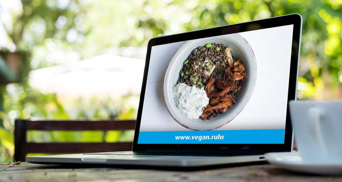 dotruhr's tweet photo. Der Veganuary findet auch im Ruhrgebiet immer mehr Anklang. Ihr sucht vegane Restaurantempfehlungen im Pott oder leckere Rezepte für zu Hause? 🌱 Dann schaut unbedingt auf https://t.co/aaBagkA6Ep vorbei und lasst euch inspirieren! https://t.co/13gkoRcREs
