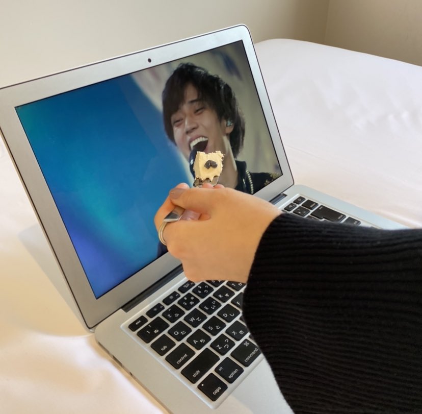 osachu0123's tweet photo. 愛する人happy birthday🎂 https://t.co/sVUnfx6FKN