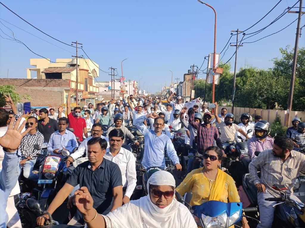 #Vote4OldPension
#Vote4OldPension
Old pension system was social security and justice for employees after retirement.we want old pension scheme.

#Vote4OldPension 
#Vote4OldPension pic.x.com/B2o5f8OTeV