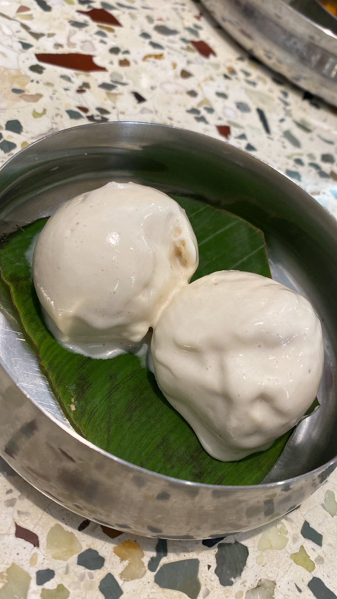 hungryyounglady's tweet photo. #midweek shenanigans!
Mouth watering food at #WeIdliwale #Vimannagar #Pune
#MustTry - Chicken Ghee Roast 

#punefoodies #food #republicday #Punefood #lunch #chicken #south https://t.co/Y0gqTdrlcS