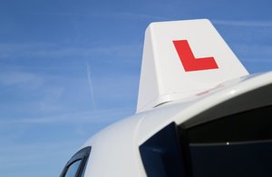 DVSAgovuk's tweet photo. Need to make changes to your driving test? 

Don’t worry, we’ve got you covered. If you need to:

🔍 Find an earlier driving test

↔️ Move your test to a later date

🏢 Change your test centre

You can quickly and easily make changes to your test online 👉🏽 https://t.co/0TLDD5QPVY https://t.co/YYVWOZwYSp