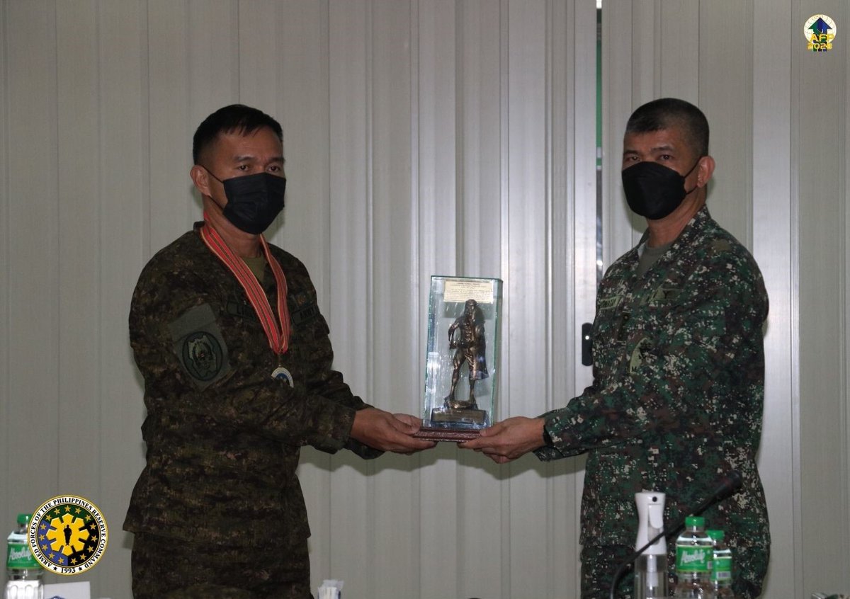 AFPRESCOfficial's tweet photo. Major General CAMILO Z LIGAYO Philippine Army, Deputy Chief of Staff for Reservists and Retiree Affairs, J9 and party visited the home of the AFP Reserve Command at its headquarters in Camp General Emilio Aguinaldo, Quezon City on 24 0900 January 2022. https://t.co/veCjnB7HKH