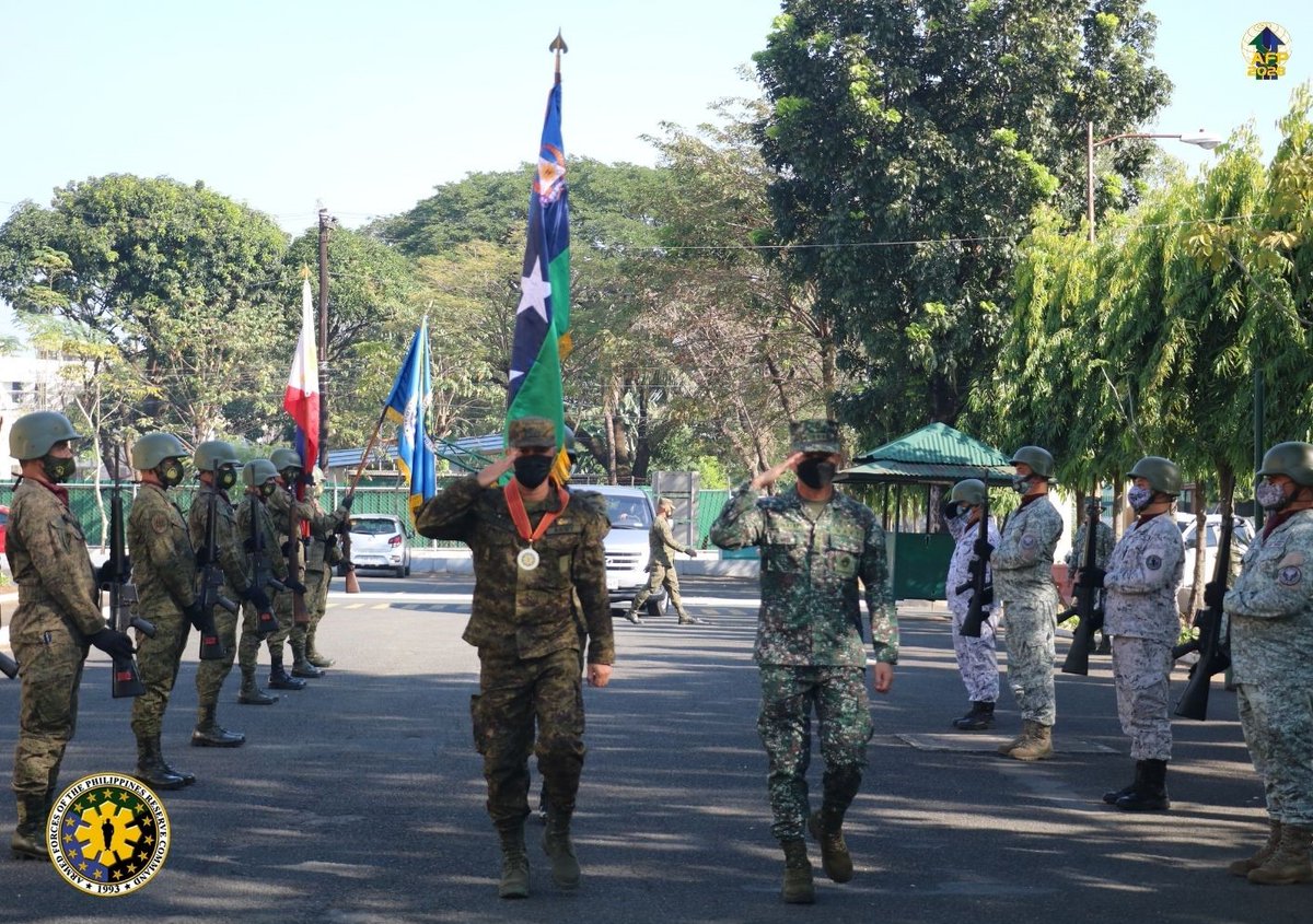 AFPRESCOfficial's tweet photo. Major General CAMILO Z LIGAYO Philippine Army, Deputy Chief of Staff for Reservists and Retiree Affairs, J9 and party visited the home of the AFP Reserve Command at its headquarters in Camp General Emilio Aguinaldo, Quezon City on 24 0900 January 2022. https://t.co/veCjnB7HKH