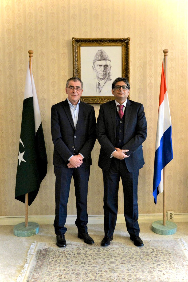 Amb <a href="/Suljuk/">Suljuk Mustansar Tarar</a> Mustansar Tarar met Mr. Wim Van Halteren <a href="/PUM_nl/">PUM</a> Country Coord 🇵🇰
➡️ appreciated 🇵🇰- 🇳🇱 co-op &amp; <a href="/PUM_nl/">PUM</a> role in SME capacity buildng in 🇵🇰
➡️ highlighted <a href="/GovtofPakistan/">Government of Pakistan</a> focus on SME &amp; geoeconomics
➡️ encouraged PUM 2 expand its 🇵🇰 prog
@FMPublicDiploPK <a href="/tdap_official/">Trade Development Authority of Pakistan (TDAP)</a>