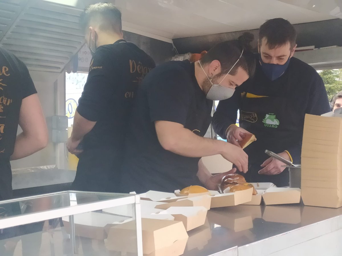 RaicesFCM's tweet photo. Burger Solidaria
Evento solidario en favor de la lucha contra el ELA.
https://t.co/SYjmpmD1lC https://t.co/eROBhPyrPa
