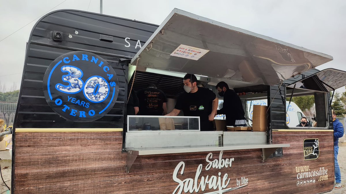 RaicesFCM's tweet photo. Burger Solidaria
Evento solidario en favor de la lucha contra el ELA.
https://t.co/SYjmpmD1lC https://t.co/eROBhPyrPa