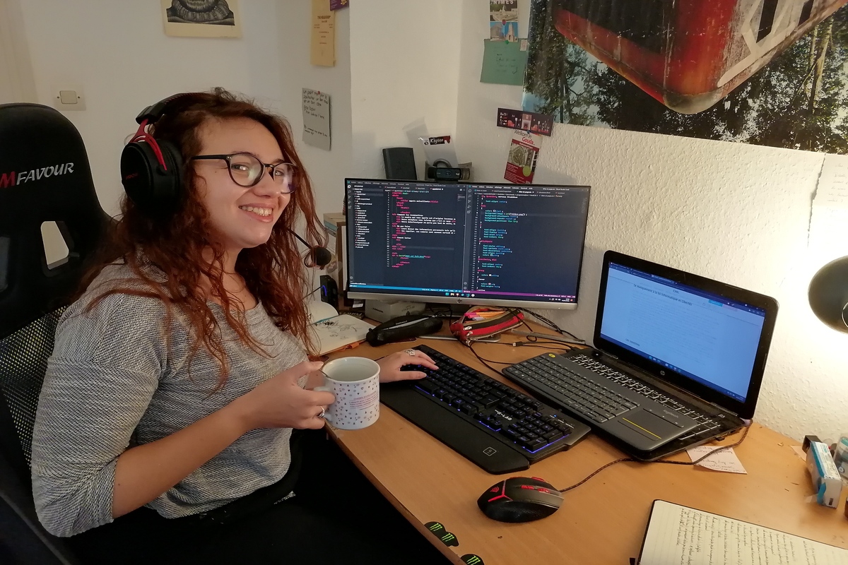 🎤 Interview 🎤

Anaëlle, participante à la seconde session de Momentum, a décidé de témoigner de son expérience 👇

#interview #initiation #numérique #métiersdunumérique #inclusion oclock.io/blog/5767/anae…