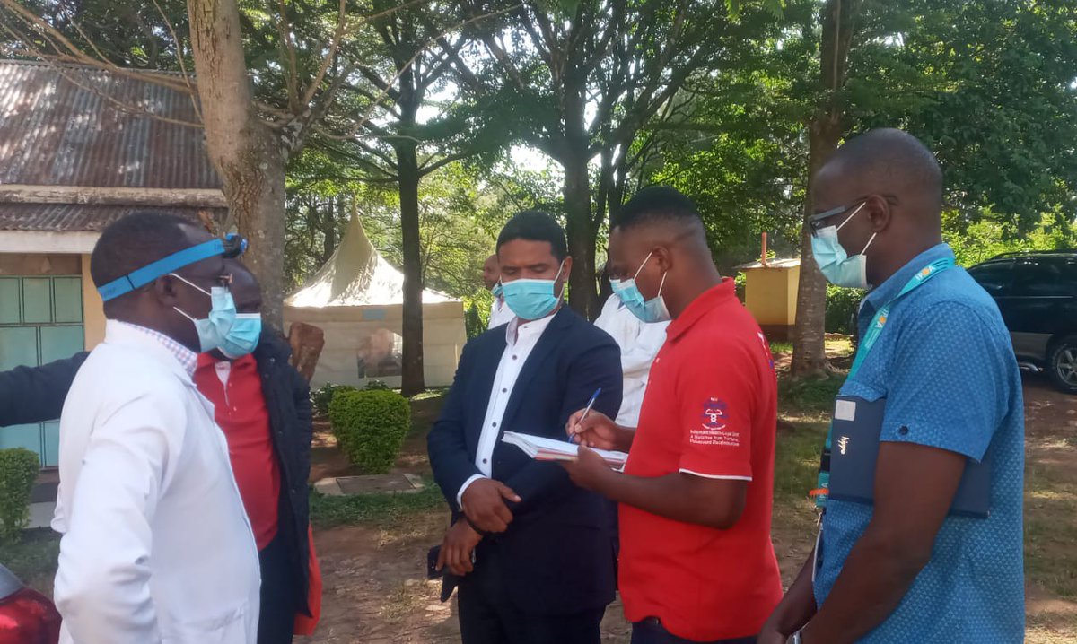 husskhalid's tweet photo. #RiverYalaBodies' Autopsies Commences
Following the push yesterday by @bonifacemwangi, @HakiAfrica, @IMLU_org, @AmnestyKenya among others for autopsies to b done, today a multi disciplinary team led by @DCI_Kenya has commenced autopsies of over 20 bodies retrieved from River Yala https://t.co/KTkF0lw9Lp