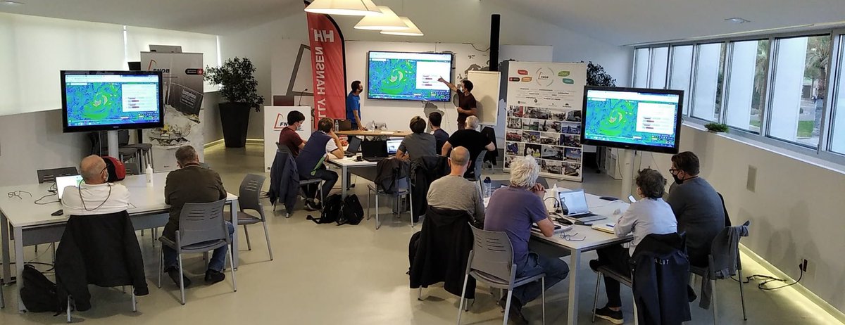 bcnautica's tweet photo. 📢 Sexta edición del Taller de Meteorología Aplicada a la Navegación en la FNOB ⛈️

📅3, 8 y 15 de febrero
👥 @didaccostaVG y @meteowhizz 
ℹ️ Más información e inscripciones hasta el 31 de enero👇
https://t.co/OPJyIDsWQH https://t.co/YV6DsG7d4k