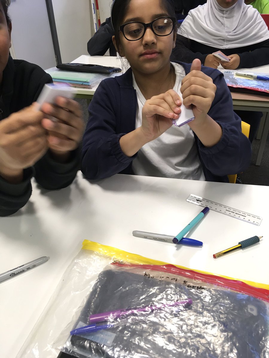 Mrs Vaez tweet media