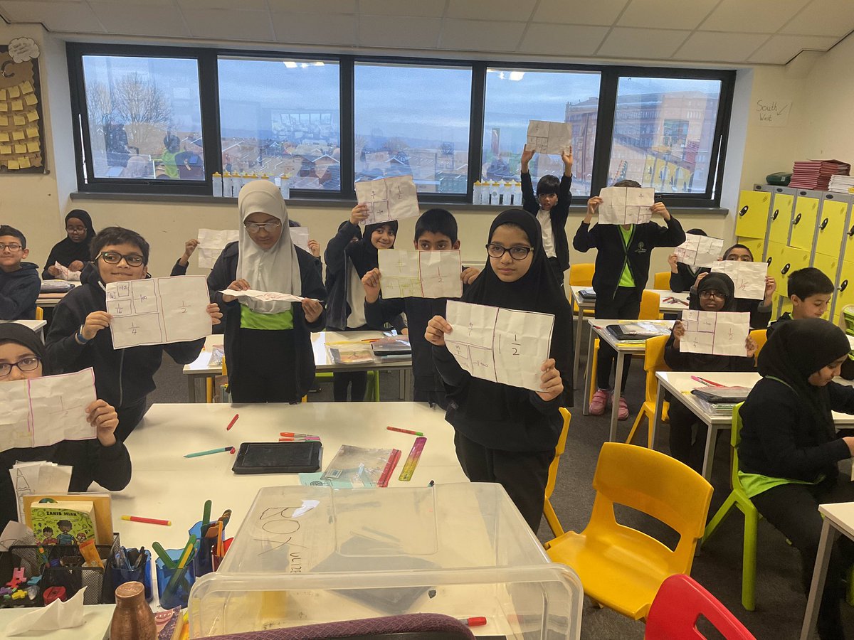 Mrs Vaez tweet media